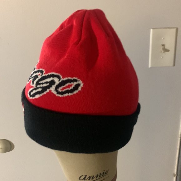 Chicago Bulls Mitchell & Ness Beanie - Picture 2 of 5